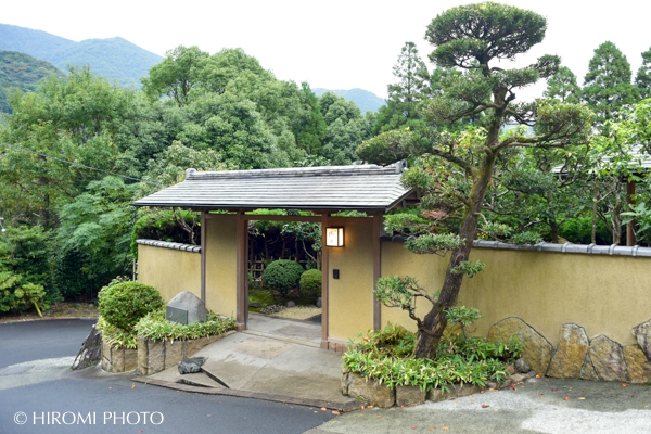家族集合！温泉旅館で祝言