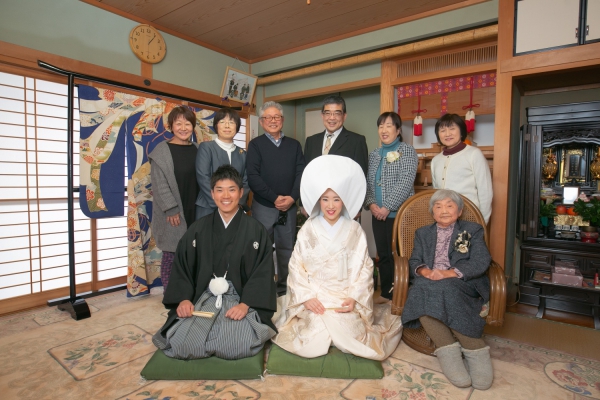 実家で祝言